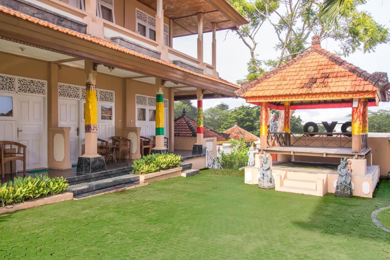 Oyo 3134 Puri Tamu Hotel Jimbaran  Exterior photo